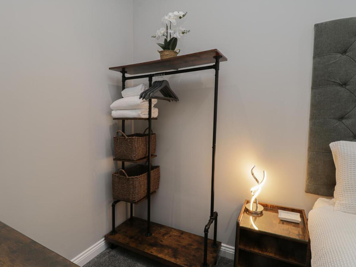 Sapphire Seas Whitby Apartman Kültér fotó